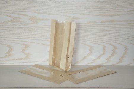 12 x 4 x 31 cm PUNGA SANDWICH CU FEREASTRA